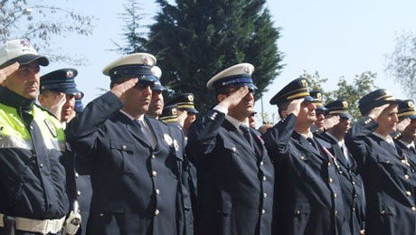 Bayraktutar: Anadolu Çocuklarından Neden Korkuluyor?