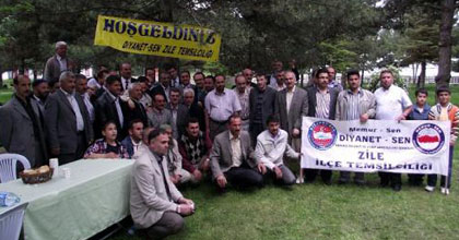 Zile&#8217;de Din Görevlileri Kaynaşma Yemeğinde Buluştu