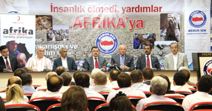 Afrika&#8217;ya Yardımlar Devam Ediyor