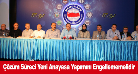Çözüm Süreci Yeni Anayasa Yapımını Engellememelidir